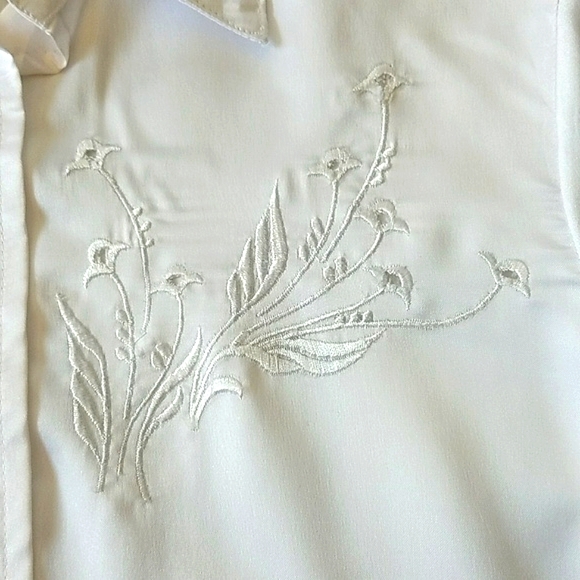 Vintage Embroidered Silky Blouse - Picture 5 of 10